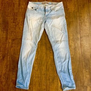 Skinny low distressed Guess jeans